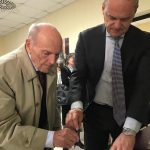 Firma del documento di donazione
