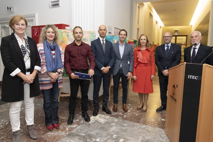 Errico ed Alessandro Rosa con l'Ambasciatore, il Sindaco, altri Assessori comunali ed A.Borghese