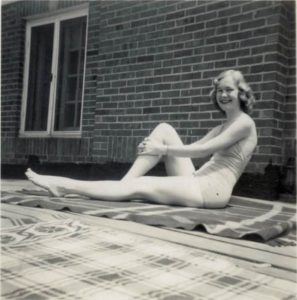 Amica in posa-3, 1955